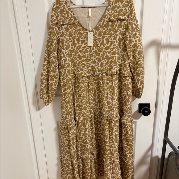 NWT RYLEE & CRU - Mabel Dress | Gold Garden - Picture 2 of 4